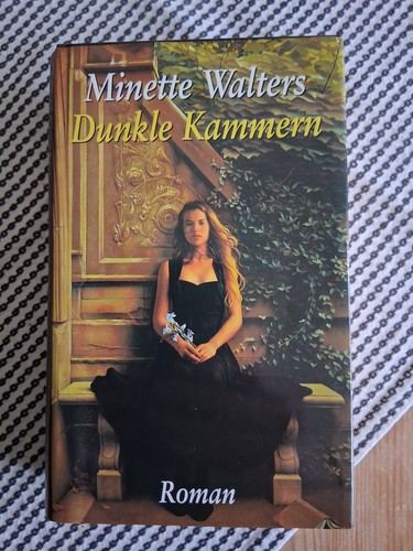 Minette walters dunkle - minette,