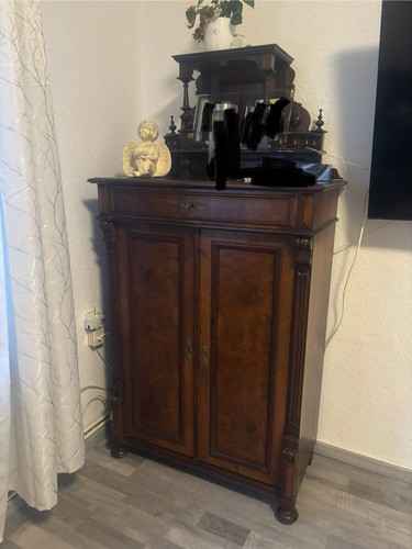 Antiker rustikal vitrine - antiker,