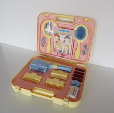 Spielzeug-Frisierkoffer Vintage 80er Retro von Berchet ? Friseur Koffer Puppen