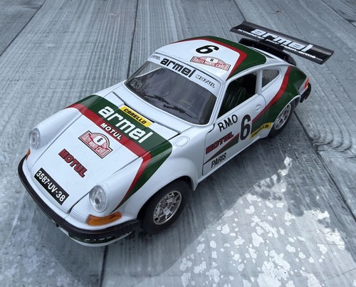 Bburago porsche 911 1980 - sc,