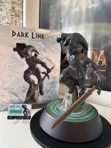First figures f4f - 4, |