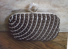 Tasche Luxus Perlen Strass Schwarz Silber Abendtasche Brauttasche Ringverschluss