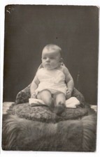 R30 - Foto * Kleines Baby auf