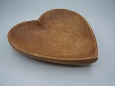 Holzteller Herz Akazienholz