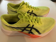 NEUWERTIG ASICS Magic Speed 4 Laufschuhe Herren Gr.46