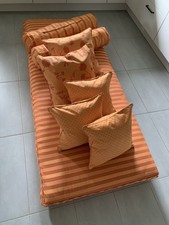 Original Marokkanisches Bett mit Matratze, 5 Kissen und 2 große Rollen Neu