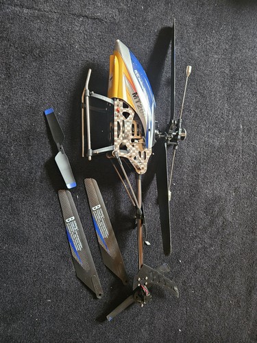 Ferngesteuerter hubschrauber - ferngesteuerter,