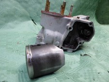 Cylinder without exhaust