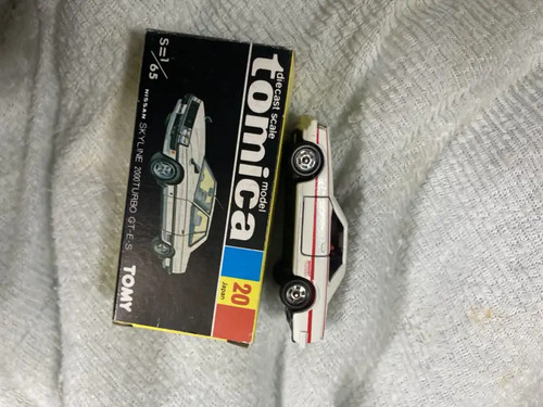 Takara tomy nissan - takara, skyline