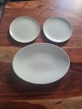 KPM Berlin Porzellan ovale Servierplatte und Teller mintgrün