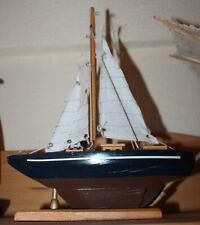 Maritime Deko - Segelboot - Holzdekoration - Segler - Einmaster