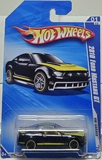 Hot Wheels 2010/069 - HW Garage 01/10 - '10 Ford Mustang GT - 2nd Color /K21