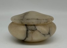 Antike Alabaster Deckeldose
