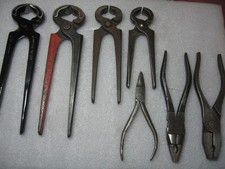 Zangen , Konvolut 7 Stück , 4 Kneifzangen 2x Knipex , 2 Kombizangen , 1 Flachz.