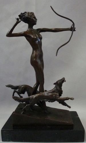 Statue hund diana gottin - hund, nackt