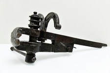 Großer alter Schraubstock
