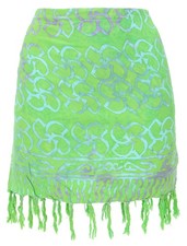 Kurzer Wickelrock mit Fransen