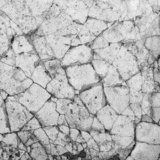 1/6th Scale Marvel CRACKED