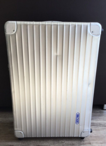 Rimowa opal cabin pre - opal,