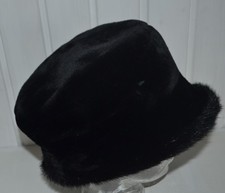 Stylischer  Fellhut  Hut