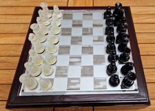 Schickes Schachbrett aus Glas