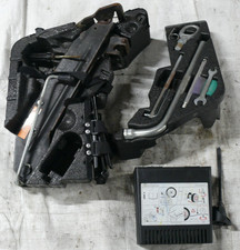 Bordwerkzeug Wagenheber Luftpumpe Abschleppöse Porsche Cayenne 9PA 957