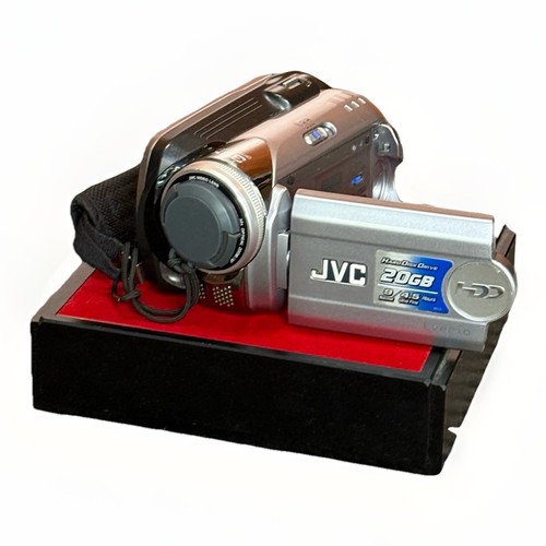 Jvc everio hdd camcorder - everio,