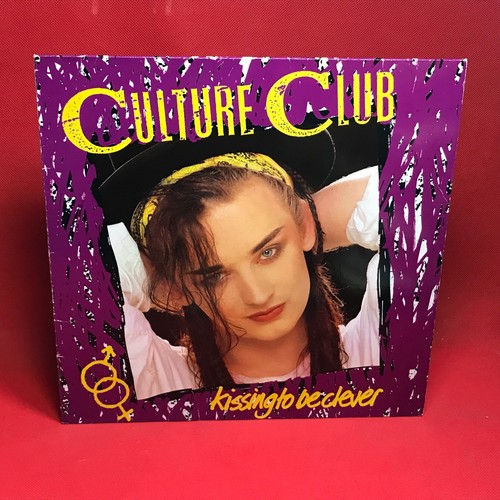 Culture club kissing be - club,