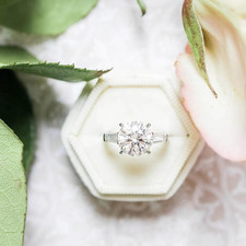 Ehering Diamant 18 Karat Weißgold Lab Grown Rund 1,9 Karat IGI Zertifiziert