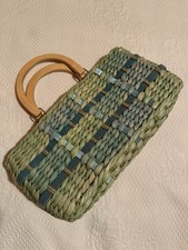 Basttasche Mit Holzgriff, in grüntönen , Innenfutter Grün