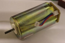 5 Stück DC Motor 6-24 Volt 4400 U 350mA - 2,8Amp HOSIDEN R3616 AC8H2