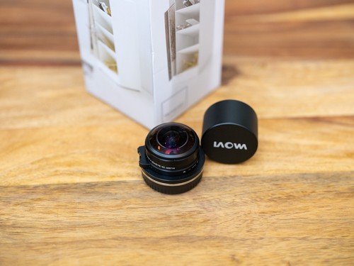 Laowa 4mm 8 - cf, f/2,8