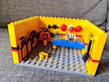 Eigenbau MOC Werkzeugladen Händler aus LEGO Steinen