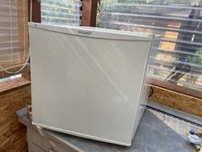 Kühlschrank für Garten und Camping oder Partyraum