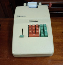 Vintage Olympia Rechenmaschine
