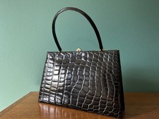 Damenhandtasche in schwarz Kroko 70er Jahre