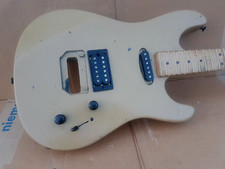70's PEAVEY TRACER USA - SCALLOPED FINGERBOARD
