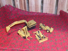 NZG CAT Caterpillar zum Aussuchen unbespielt 1:87 Bagger Radlader Sammlung ...