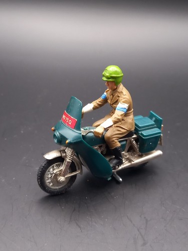 Britains policeman mit - britains,