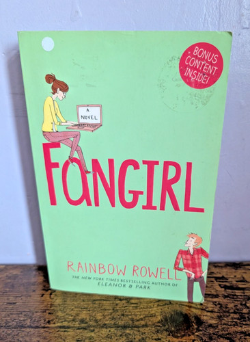 Fangirl rainbow rowell - fangirl,
