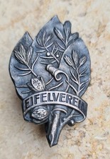 Das alte Abzeichen gehört dem