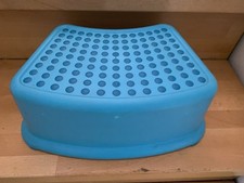 Tritthocker für Kinder von Ikea