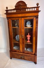 Gründerzeitbücherschrank /
