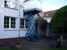 PALETTENLIFT ,ROLLSTUHLLIFT SCHERENHUBTISCH HEBEBÜHNE HUBTISCH HUBLIFT AUFZUG