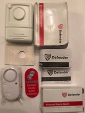 2 X DEFENDER FENSTER