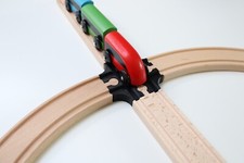 Kreuzweiche (klein) für Brio | IKEA Lillabo | Playtive-Holzeisenbahn