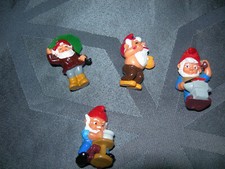 Ü-Ei  Figuren - Zunft der Zwerge, Badezimmerzwerg, Blumentopfzwerg - 4 Stück