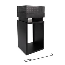 Feuerkorb mit Holzlager