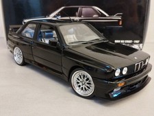 BMW M3 e30 Schwarz Black