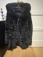 Dkny Fake Fur Mantel Schwarz